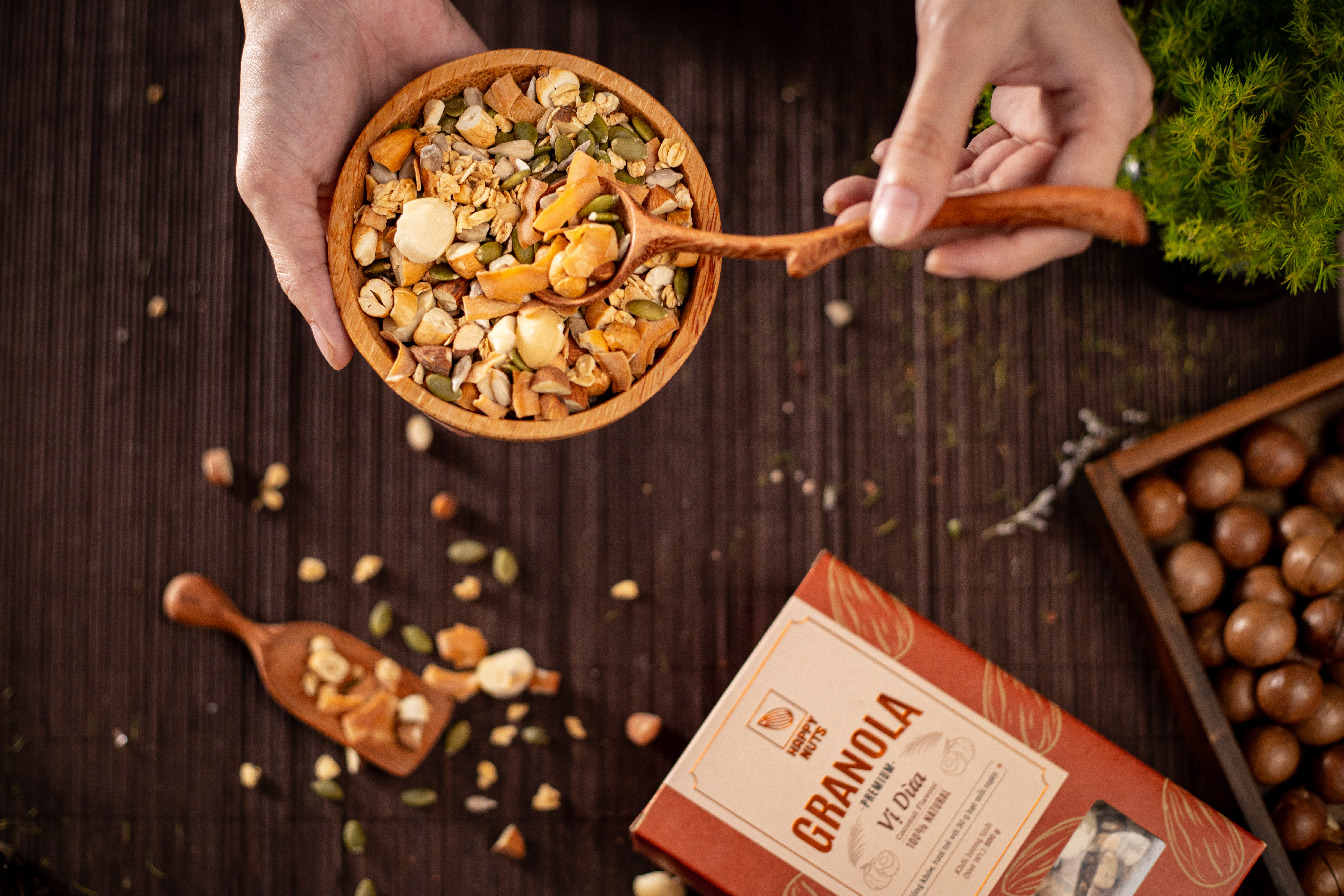 Tặng yến mạch - Granola Premium vị dừa mix HAPPY NUTS 500gr